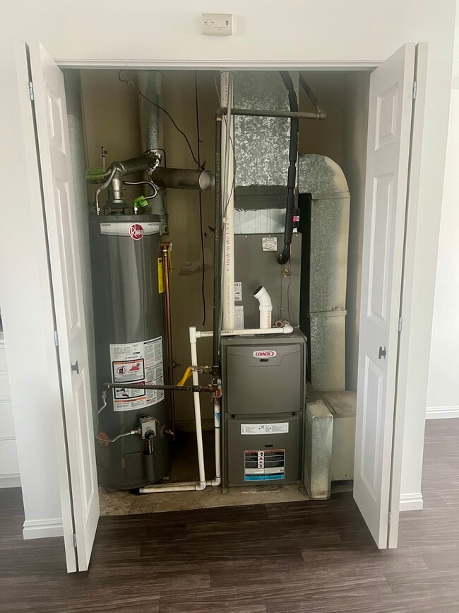 High end and energy saving - 1583 S 1000 E