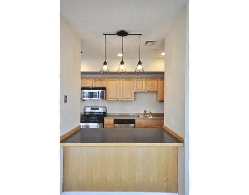 Building Photo - 34 Allston St Unit 1