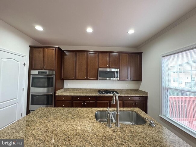 Building Photo - 41831 Diabase Square Rental