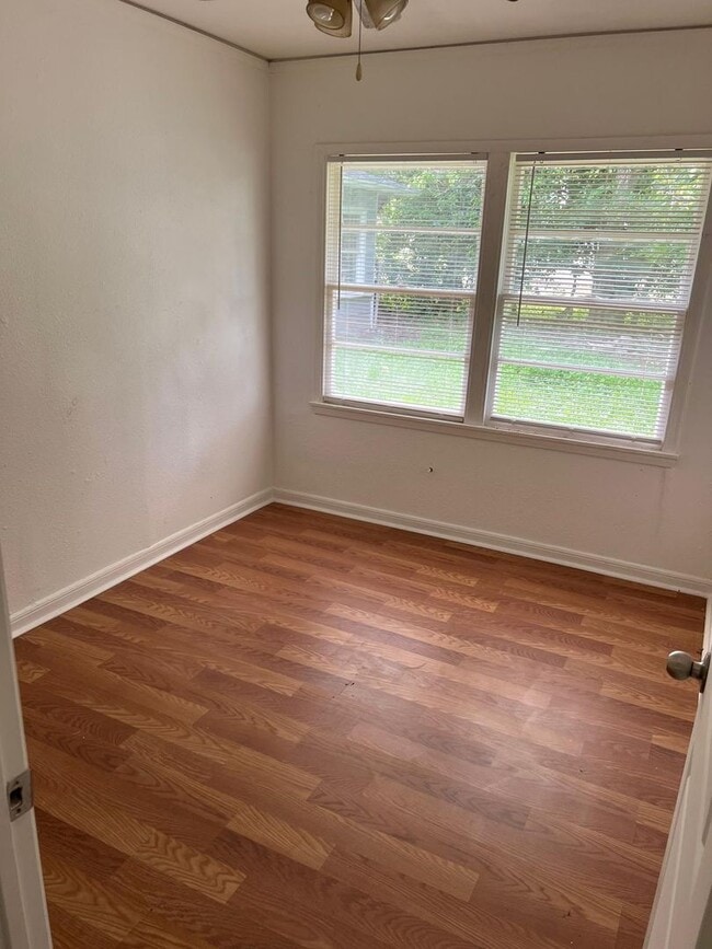 Photo - 1731 W 7th St Unit 1733