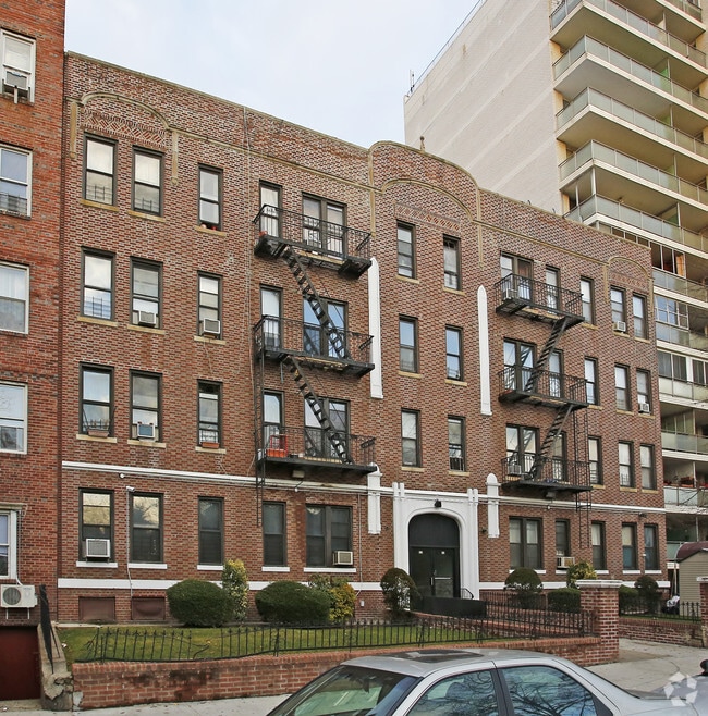 Photo - Park Towers Owners