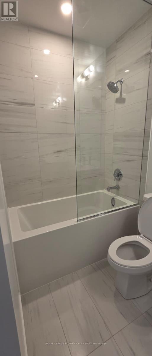 Photo - 180 Front St E Unité 2301