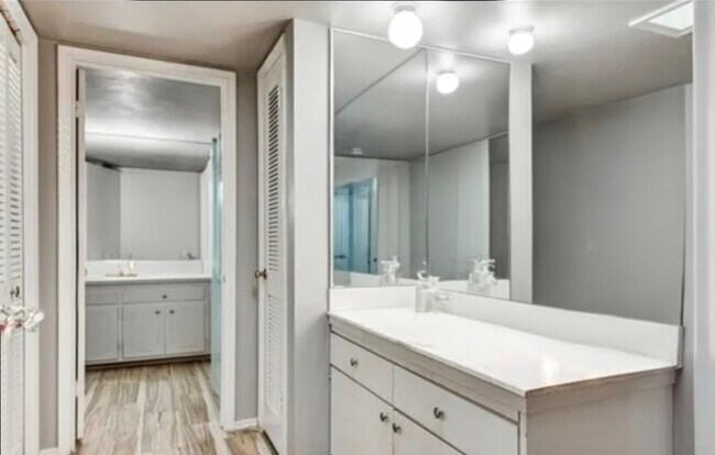 Photo - 600 Liddon Ave