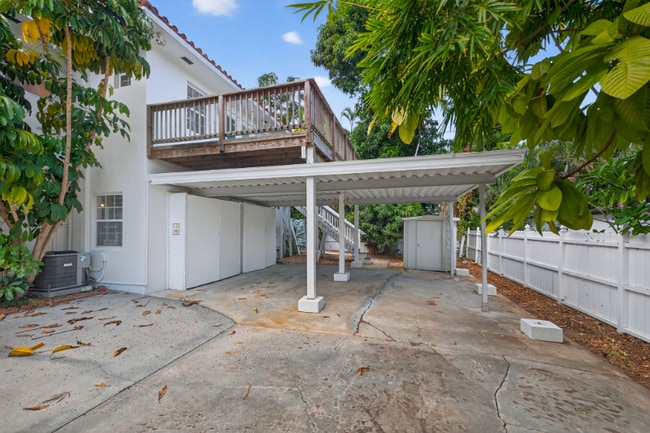 Photo - 737 19th Ave N