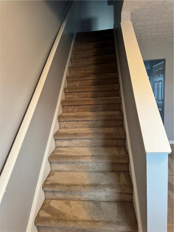 Photo - 1754 Grove Way