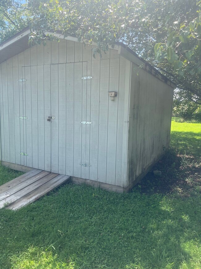 278 Royce Cir