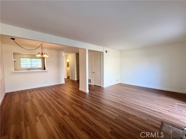Building Photo - 11 Woodfern Rental
