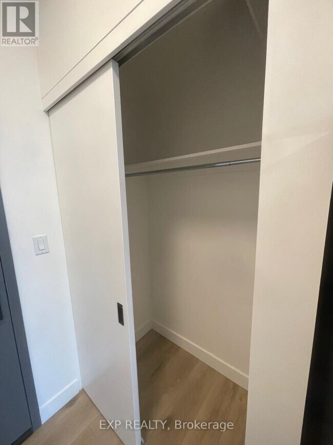 Photo - 1600 James Naismith Dr Unité 202