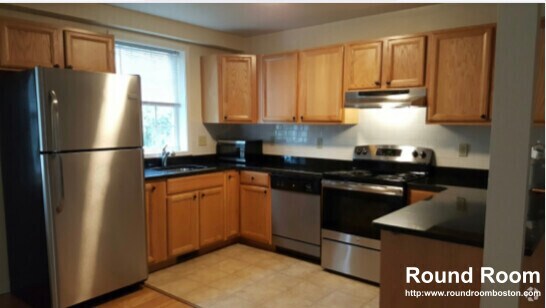Building Photo - 34 Raymond St Unit A Rental