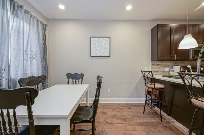 Photo - 1220 N 28th St Unit A
