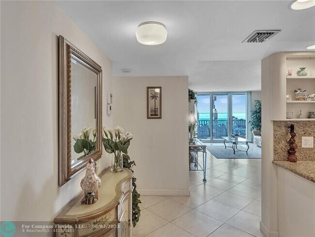 Photo - 1150 Hillsboro Mile-