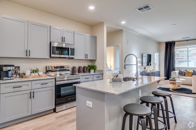 2BR, 2BA - 1,115SF - Kitchen