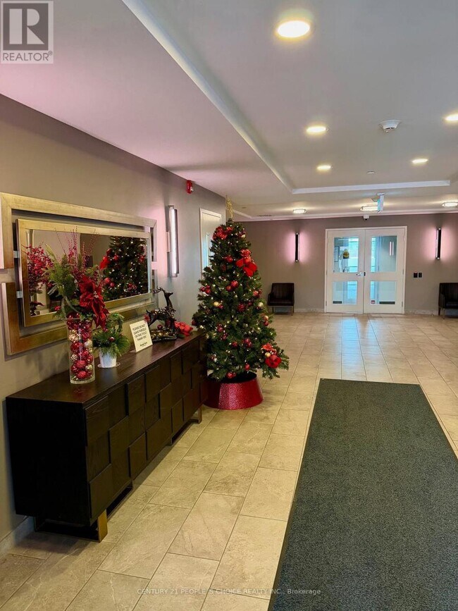 Photo - 830 Megson Terrace Unité 215