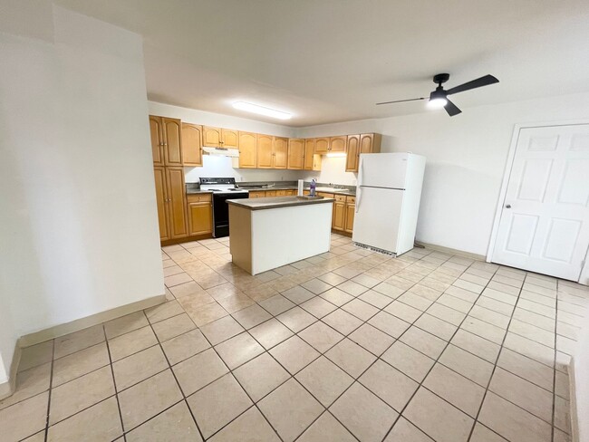 Photo - 98-231 Kaluamoi Pl. Unit Front Downstairs