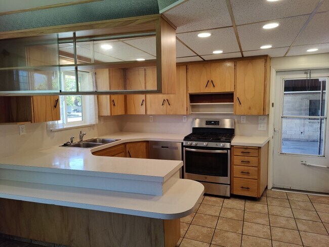 Photo - 262 W 1600 N St Unit 1