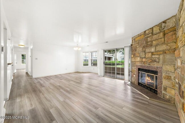 Photo - 309 Trinity Ct Unit 4