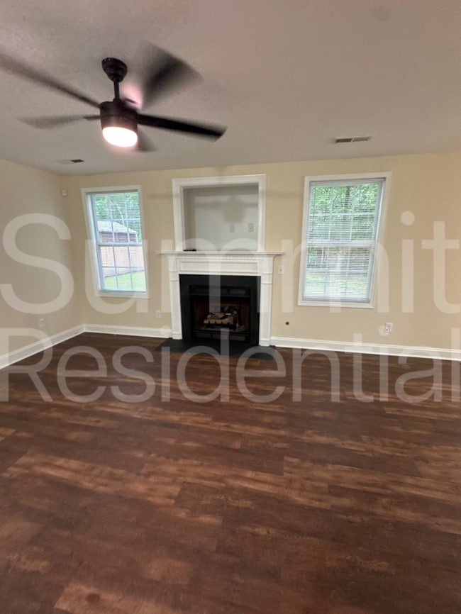 Photo - 1210 Ot Wallace Blvd