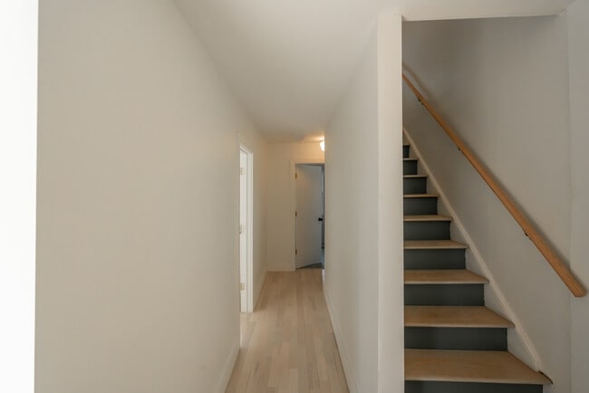 Photo - 171 Liberty St Unit Apt. B