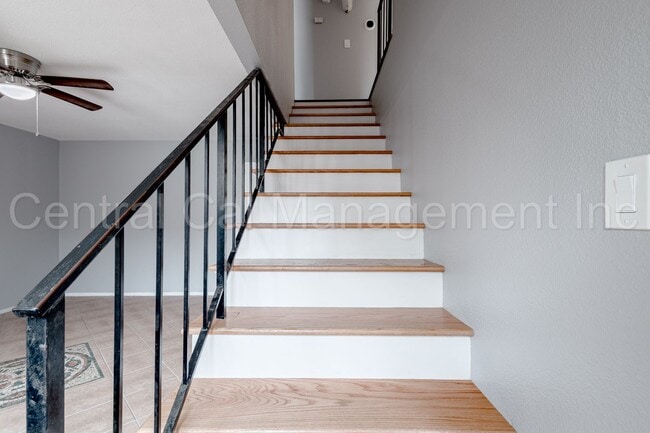 Photo - MOVE IN SPECIAL! - HALF MONTH OFF NOV RENT...
