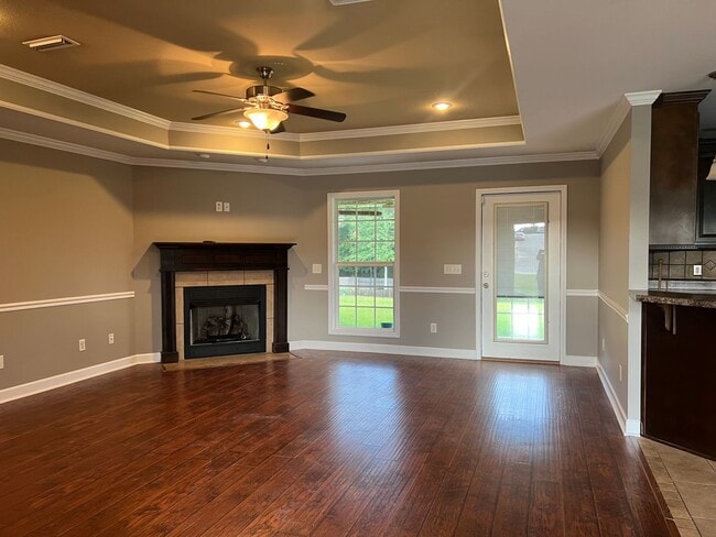 Photo - 401 Homestead Way