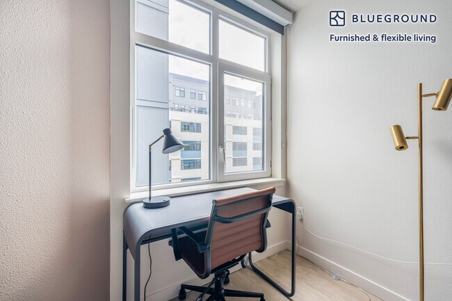 Photo - 1955 129th Ave NE Unidad SI FL6-ID1000