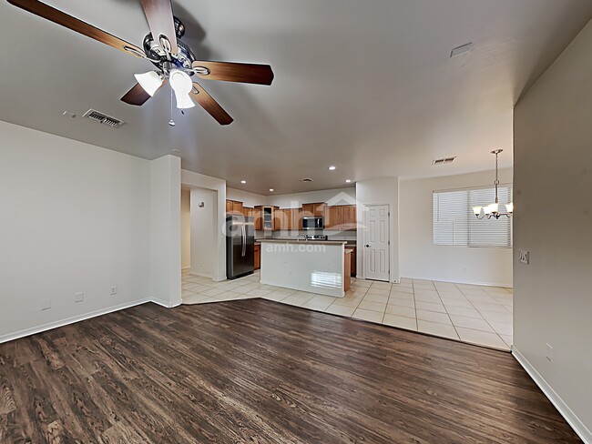 Photo - 15424 W Poinsettia Dr