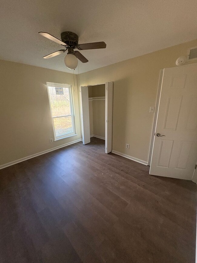 Photo - 4 bedroom home in Sherwood. Central air and heat.