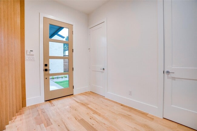 Photo - 3321 Walchard Ct