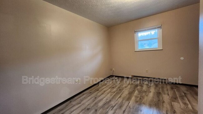 Photo - 51 Candlewood Ct