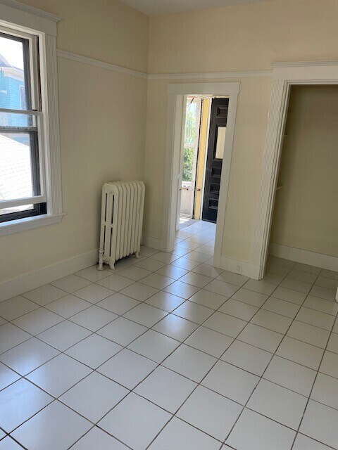 Photo - 81 College Ave Unit 1R