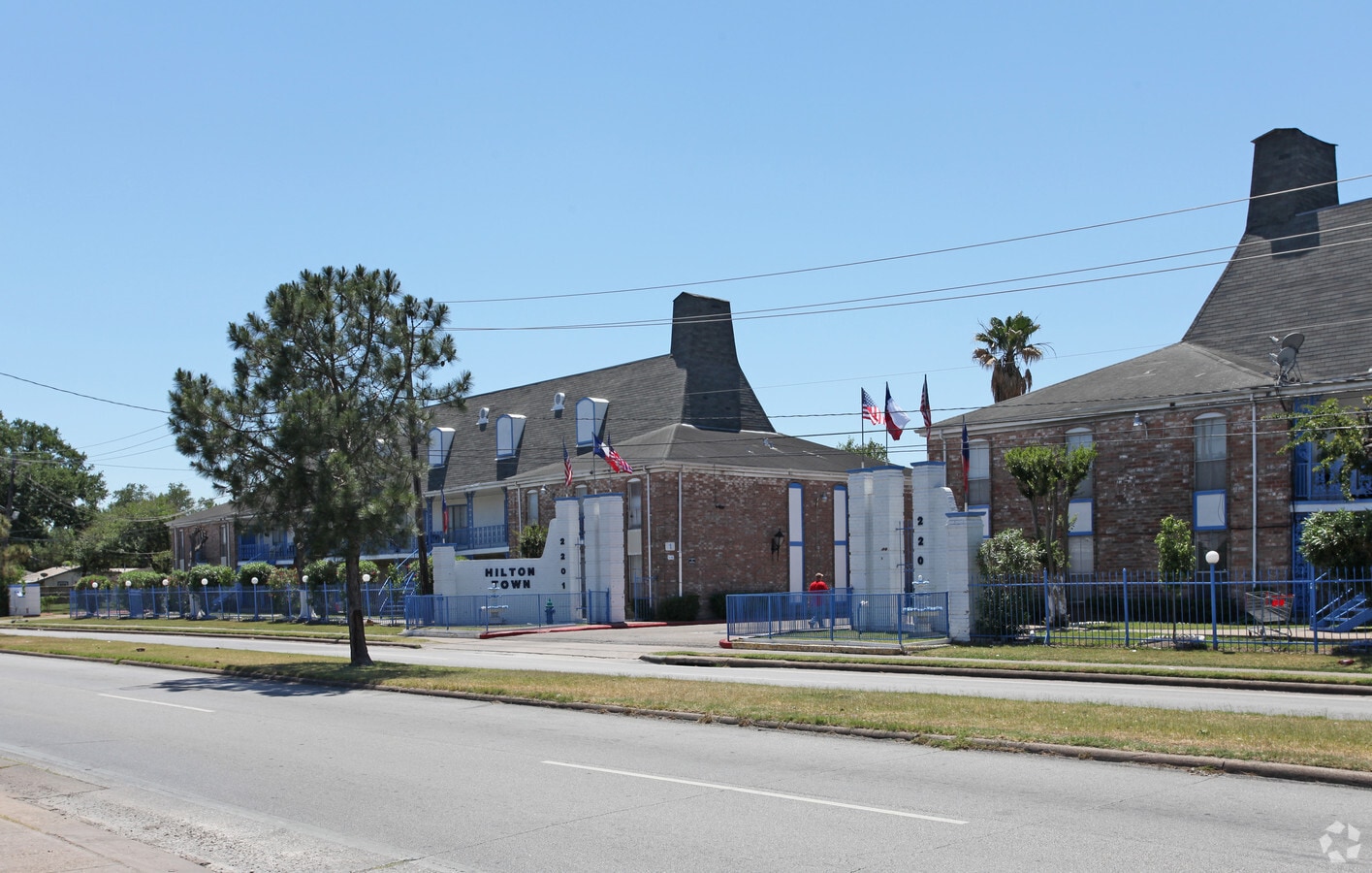 Hilton Town Apartments - Hilton Town Apartments
