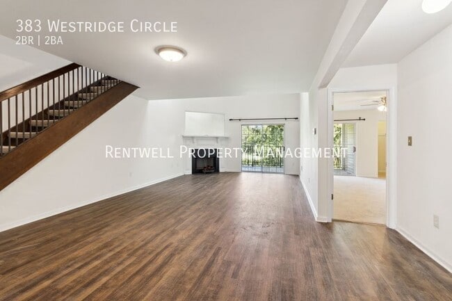 Photo - 383 Westridge Cir