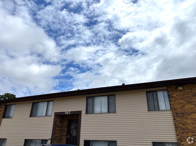 Building Photo - 945 Boston Way Unit A3 Rental