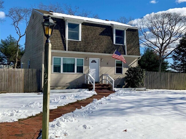 Photo - 197 Morris Ave