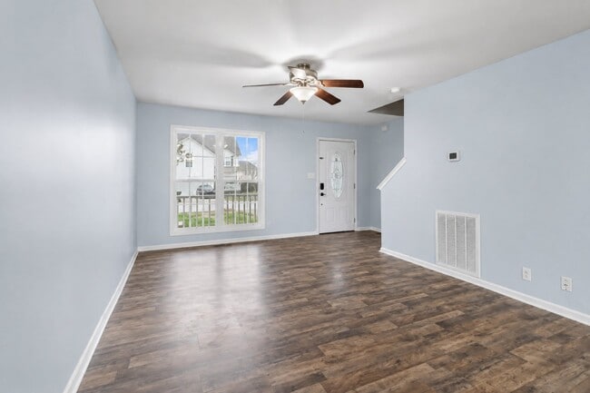 624 Cavalcade Cir