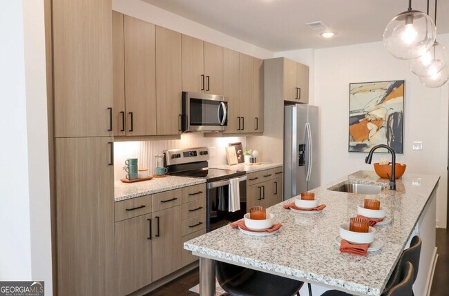 Photo - 305 Collins Industrial Way Unit 1016