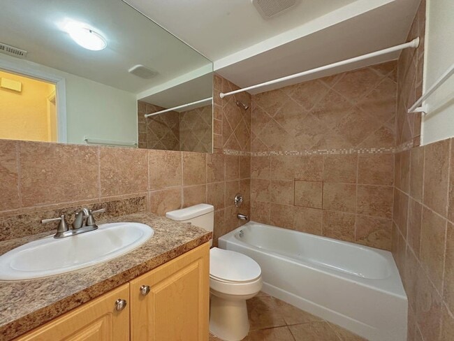 Photo - 6557 NW 172nd Ln