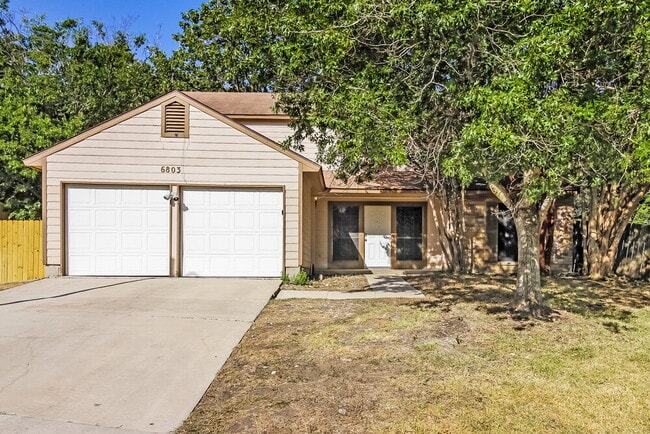Building Photo - 6803 Highland Bluffs
