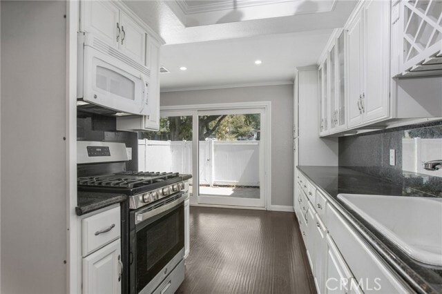 Building Photo - 6443 Shady Lawn Dr Unit 3 Rental