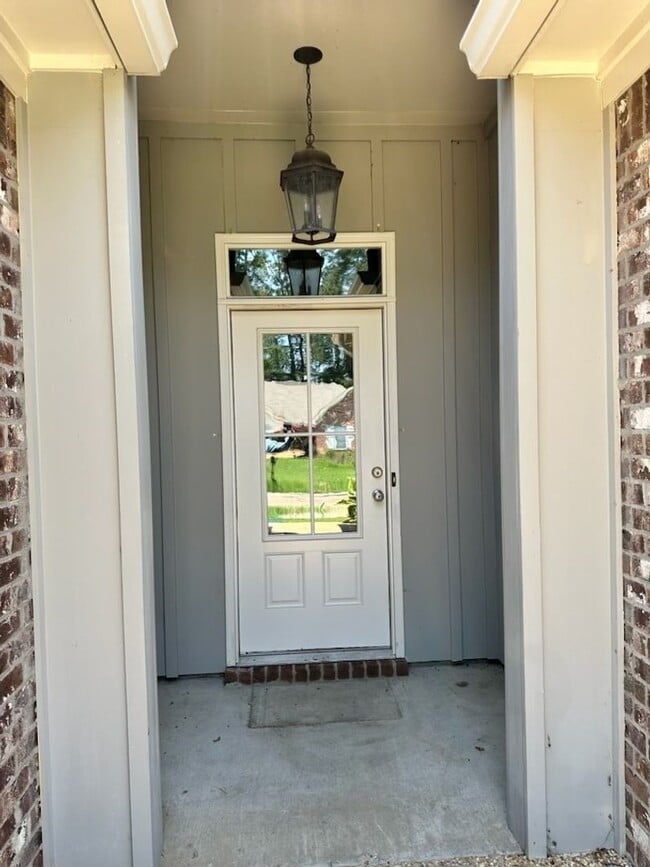 Photo - Beautiful Newer 3 Bedroom Home in Pearl!!!