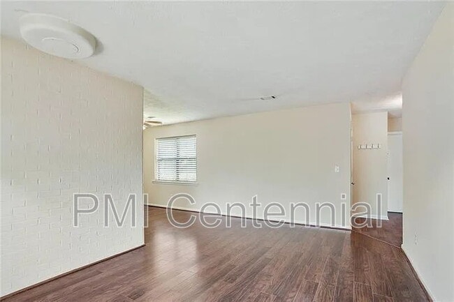 Photo - 76 Sandalwood Cir