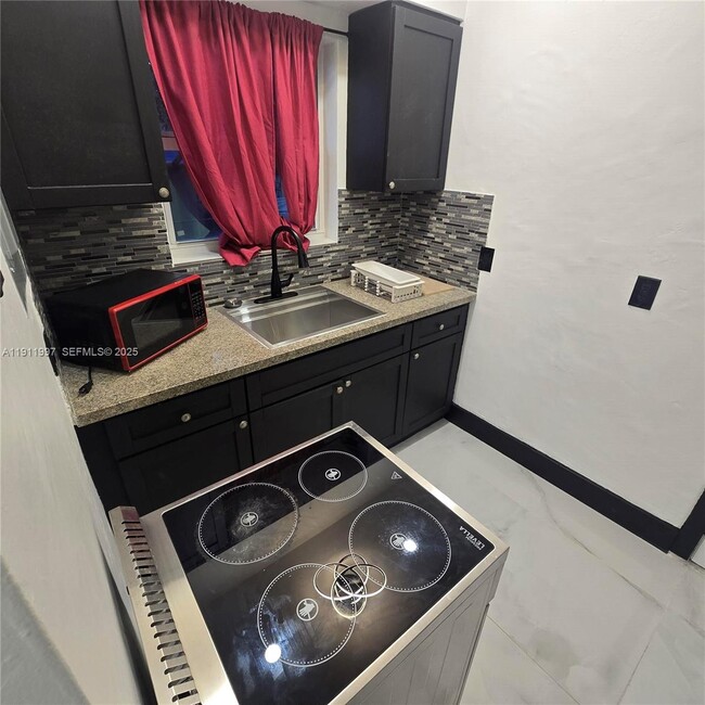 Photo - 77 NW 51st St