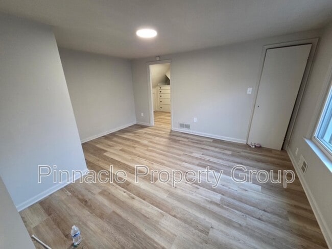 Photo - 834 N Leroy St