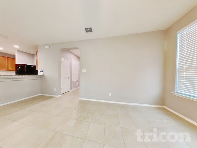 Photo - 1503 Nectar Creek