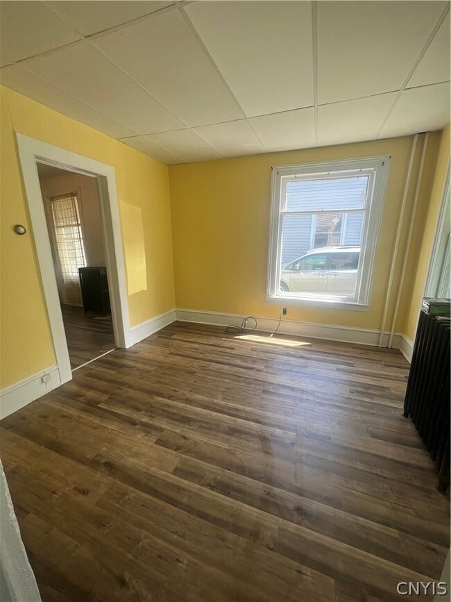 Photo - 255 W 5th St