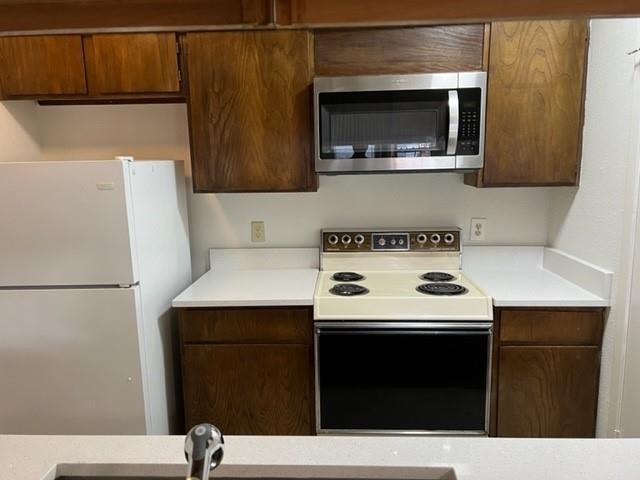 Photo - 12480 Abrams Rd