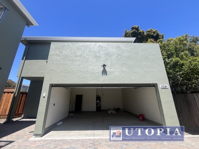 Building Photo - Brand New Beautifully Designed 2 Bedroom, 1.5 Bathroom Home in Westside Santa Cruz
