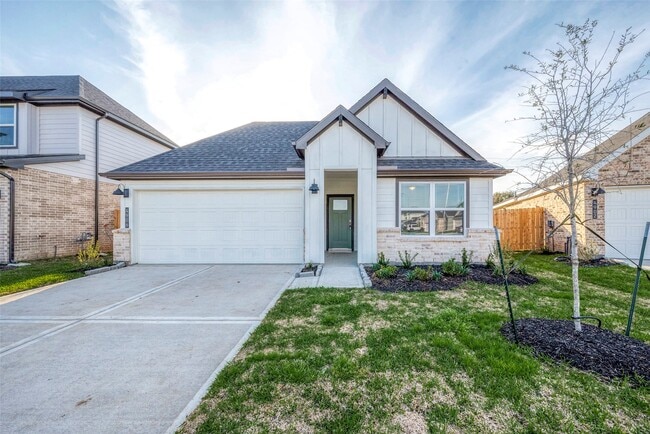 Photo - 4906 Edgewood Dr