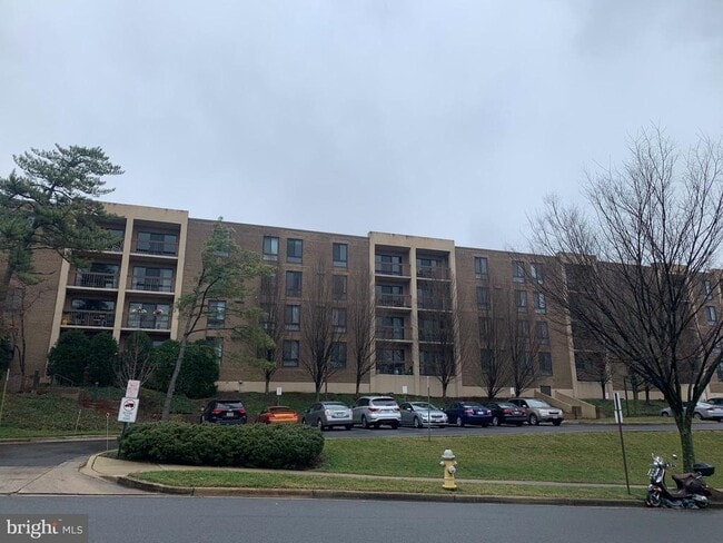 Photo - 807 N Howard St Unit 414