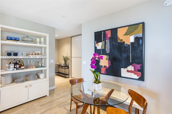 2831 S Bayshore Dr Unit 604